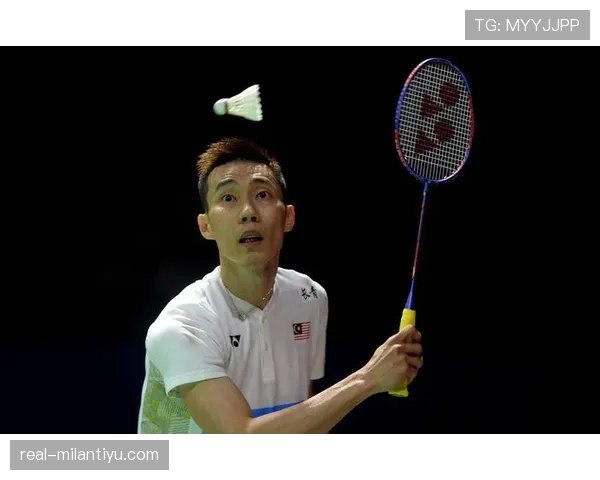 李宗伟赛场上杠杠的，下场买包逛街比明星还张扬！