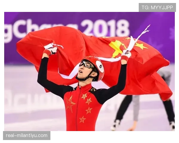 武大靖训练完顺手啃了根能量胶，结果被粉丝扒出同款要200块？